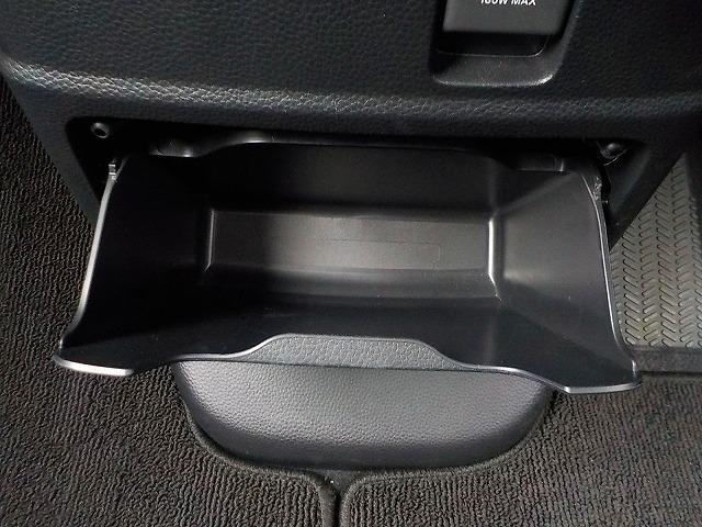 Ｎ－ＢＯＸカスタム Ｌ☆後期型☆電動パーキングブレーキ付き☆試乗できます☆　純正ナビ☆Ｂｌｕｅｔｏｏｔｈ＆ＵＳＢ接続☆ＤＶＤ再生☆バックカメラ☆ＥＴＣ☆前後ドラレコ☆衝突軽減ブレーキ☆追従クルコン☆電動パーキング☆ＬＥＤオートハイビーム☆ＬＥＤフォグ☆禁煙車☆試乗できます☆（50枚目）