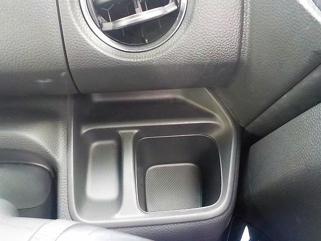 Ｎ－ＢＯＸカスタム Ｌ☆後期型☆電動パーキングブレーキ付き☆試乗できます☆　純正ナビ☆Ｂｌｕｅｔｏｏｔｈ＆ＵＳＢ接続☆ＤＶＤ再生☆バックカメラ☆ＥＴＣ☆前後ドラレコ☆衝突軽減ブレーキ☆追従クルコン☆電動パーキング☆ＬＥＤオートハイビーム☆ＬＥＤフォグ☆禁煙車☆試乗できます☆（55枚目）