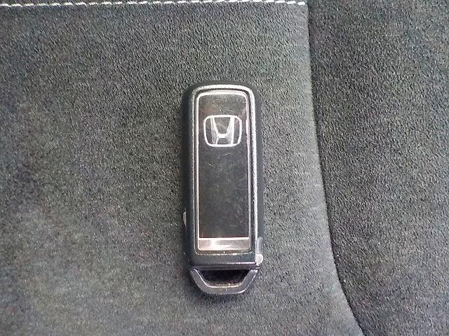 Ｎ－ＢＯＸカスタム Ｌ☆後期型☆電動パーキングブレーキ付き☆試乗できます☆　純正ナビ☆Ｂｌｕｅｔｏｏｔｈ＆ＵＳＢ接続☆ＤＶＤ再生☆バックカメラ☆ＥＴＣ☆前後ドラレコ☆衝突軽減ブレーキ☆追従クルコン☆電動パーキング☆ＬＥＤオートハイビーム☆ＬＥＤフォグ☆禁煙車☆試乗できます☆（56枚目）