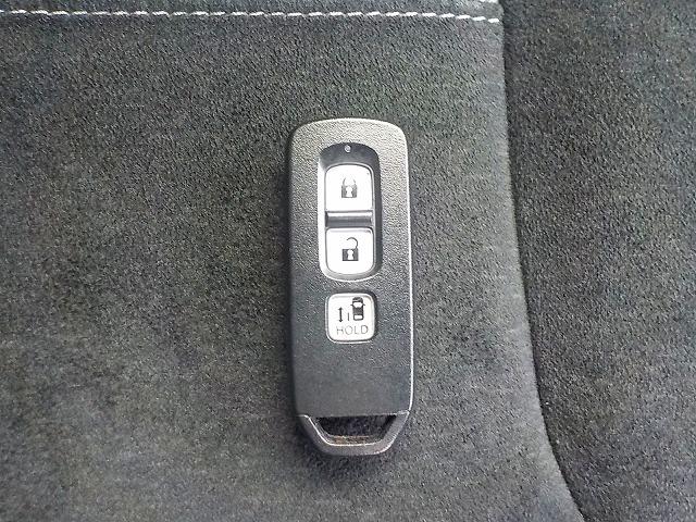 Ｎ－ＢＯＸカスタム Ｌ☆後期型☆電動パーキングブレーキ付き☆試乗できます☆　純正ナビ☆Ｂｌｕｅｔｏｏｔｈ＆ＵＳＢ接続☆ＤＶＤ再生☆バックカメラ☆ＥＴＣ☆前後ドラレコ☆衝突軽減ブレーキ☆追従クルコン☆電動パーキング☆ＬＥＤオートハイビーム☆ＬＥＤフォグ☆禁煙車☆試乗できます☆（57枚目）