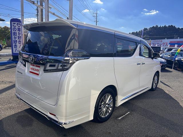 ヴェルファイア ２．５Ｖ☆サンルーフ☆大型ナビ＆後席モニター☆試乗出来ます☆　サンルーフ☆モデリスタエアロ☆１２．１型フリップダウン☆純正９インチナビ☆ＤＶＤ再生☆Ｂｌｕｅｔｏｏｔｈ☆バックカメラ☆ＥＴＣ☆両側電動スライドドア☆電動トランクドア☆衝突軽減システム☆試乗出来ます☆（7枚目）