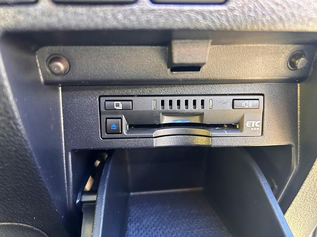 ヴェルファイア ２．５Ｖ☆サンルーフ☆大型ナビ＆後席モニター☆試乗出来ます☆　サンルーフ☆モデリスタエアロ☆１２．１型フリップダウン☆純正９インチナビ☆ＤＶＤ再生☆Ｂｌｕｅｔｏｏｔｈ☆バックカメラ☆ＥＴＣ☆両側電動スライドドア☆電動トランクドア☆衝突軽減システム☆試乗出来ます☆（16枚目）