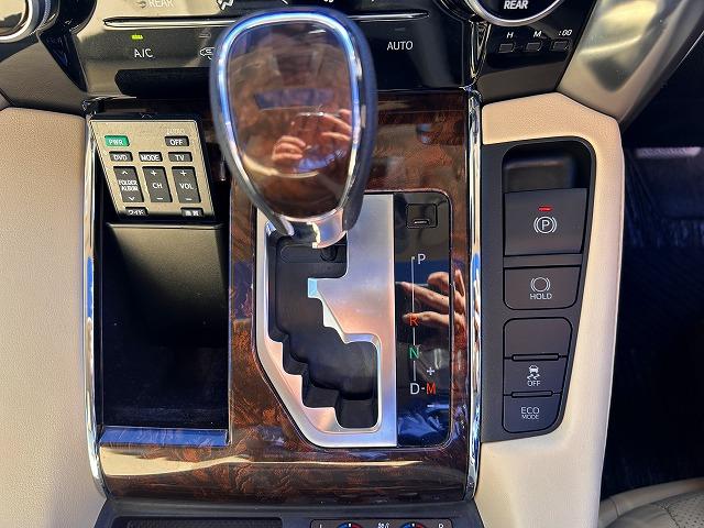 ヴェルファイア ２．５Ｖ☆サンルーフ☆大型ナビ＆後席モニター☆試乗出来ます☆　サンルーフ☆モデリスタエアロ☆１２．１型フリップダウン☆純正９インチナビ☆ＤＶＤ再生☆Ｂｌｕｅｔｏｏｔｈ☆バックカメラ☆ＥＴＣ☆両側電動スライドドア☆電動トランクドア☆衝突軽減システム☆試乗出来ます☆（35枚目）