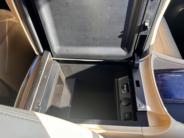 ヴェルファイア ２．５Ｖ☆サンルーフ☆大型ナビ＆後席モニター☆試乗出来ます☆　サンルーフ☆モデリスタエアロ☆１２．１型フリップダウン☆純正９インチナビ☆ＤＶＤ再生☆Ｂｌｕｅｔｏｏｔｈ☆バックカメラ☆ＥＴＣ☆両側電動スライドドア☆電動トランクドア☆衝突軽減システム☆試乗出来ます☆（37枚目）