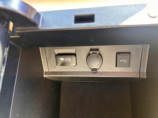 ヴェルファイア ２．５Ｖ☆サンルーフ☆大型ナビ＆後席モニター☆試乗出来ます☆　サンルーフ☆モデリスタエアロ☆１２．１型フリップダウン☆純正９インチナビ☆ＤＶＤ再生☆Ｂｌｕｅｔｏｏｔｈ☆バックカメラ☆ＥＴＣ☆両側電動スライドドア☆電動トランクドア☆衝突軽減システム☆試乗出来ます☆（38枚目）