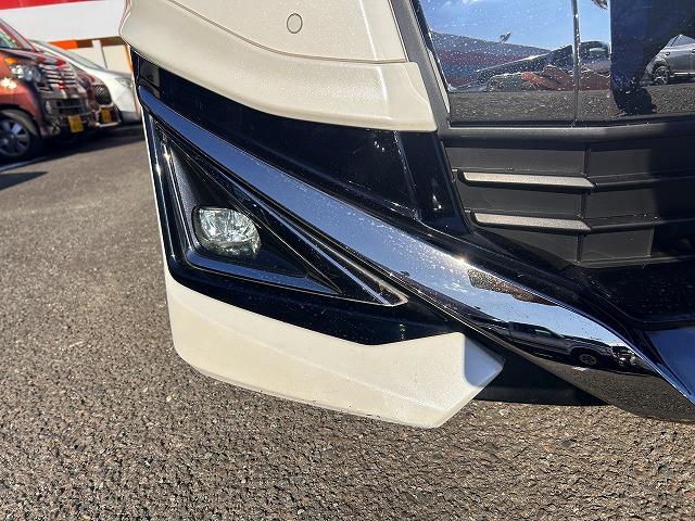 ヴェルファイア ２．５Ｖ☆サンルーフ☆大型ナビ＆後席モニター☆試乗出来ます☆　サンルーフ☆モデリスタエアロ☆１２．１型フリップダウン☆純正９インチナビ☆ＤＶＤ再生☆Ｂｌｕｅｔｏｏｔｈ☆バックカメラ☆ＥＴＣ☆両側電動スライドドア☆電動トランクドア☆衝突軽減システム☆試乗出来ます☆（64枚目）