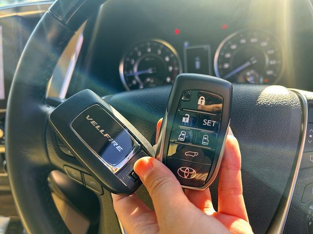 ヴェルファイア ２．５Ｖ☆サンルーフ☆大型ナビ＆後席モニター☆試乗出来ます☆　サンルーフ☆モデリスタエアロ☆１２．１型フリップダウン☆純正９インチナビ☆ＤＶＤ再生☆Ｂｌｕｅｔｏｏｔｈ☆バックカメラ☆ＥＴＣ☆両側電動スライドドア☆電動トランクドア☆衝突軽減システム☆試乗出来ます☆（80枚目）