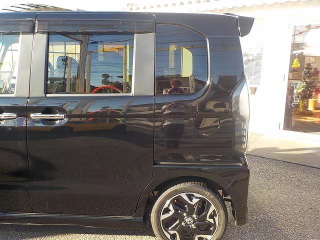 Ｎ－ＢＯＸカスタム Ｇ・Ｌターボホンダセンシング☆純正ナビ・修復歴無し☆　純正ナビ・ＤＶＤ再生・Ｂｔｏｏｔｈ・Ｂカメラ・ＥＴＣ・ドラレコ・ハーフレザー＆ヒーター・パドルシフト・衝突軽減・レーダークルーズ＆操舵支援・両パワスラ・ＬＥＤオートハイビーム（7枚目）