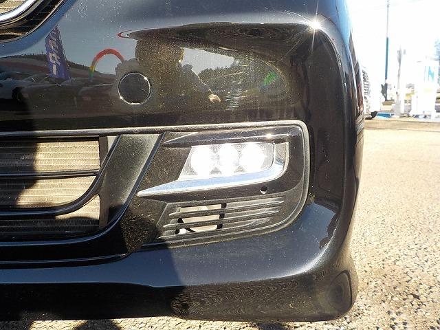 Ｎ－ＢＯＸカスタム Ｇ・Ｌターボホンダセンシング☆純正ナビ・修復歴無し☆　純正ナビ・ＤＶＤ再生・Ｂｔｏｏｔｈ・Ｂカメラ・ＥＴＣ・ドラレコ・ハーフレザー＆ヒーター・パドルシフト・衝突軽減・レーダークルーズ＆操舵支援・両パワスラ・ＬＥＤオートハイビーム（17枚目）