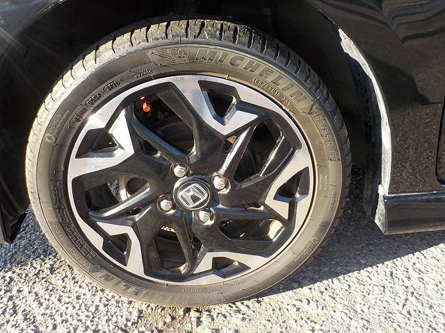 Ｎ－ＢＯＸカスタム Ｇ・Ｌターボホンダセンシング☆純正ナビ・修復歴無し☆　純正ナビ・ＤＶＤ再生・Ｂｔｏｏｔｈ・Ｂカメラ・ＥＴＣ・ドラレコ・ハーフレザー＆ヒーター・パドルシフト・衝突軽減・レーダークルーズ＆操舵支援・両パワスラ・ＬＥＤオートハイビーム（25枚目）