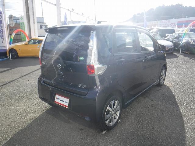 デイズ ハイウェイスターＧターボ☆全方位アラウンドカメラ☆禁煙車☆　社外ナビ・Ｂｌｕｅｔｏｏｔｈ・全方位アラウンドカメラ・ドラレコ・電格ウィンカーミラー・キセノン＆オートライト・純正フルエアロ・純正１５インチアルミ・インテリジェントキー＆プッシュスタート（6枚目）