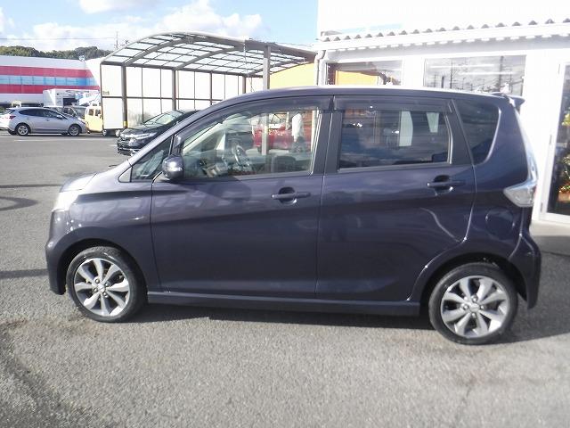 デイズ ハイウェイスターＧターボ☆全方位アラウンドカメラ☆禁煙車☆　社外ナビ・Ｂｌｕｅｔｏｏｔｈ・全方位アラウンドカメラ・ドラレコ・電格ウィンカーミラー・キセノン＆オートライト・純正フルエアロ・純正１５インチアルミ・インテリジェントキー＆プッシュスタート（9枚目）