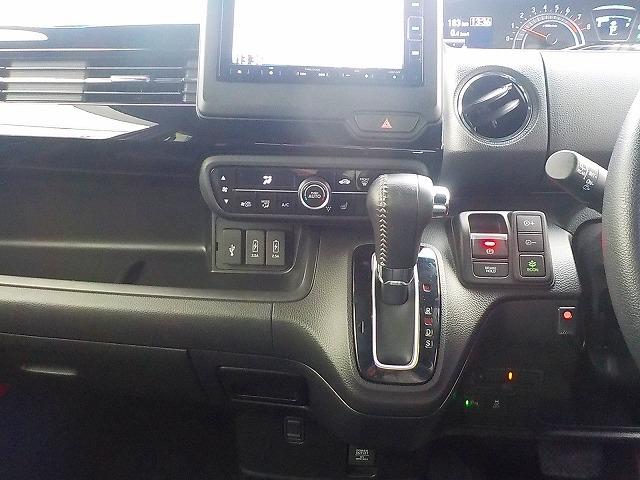 Ｎ－ＢＯＸカスタム Ｌターボ☆純正ナビ☆半革シート☆修復歴無し☆禁煙車☆　純正ナビ・ＤＶＤ再生・ＣＤ録音・Ｉｐｏｄ接続・ＵＳＢ＆ＢＴｏｏｔｈ・ＥＴＣ・ナビ連動前後ドラレコ・ハーフレザー＆ヒーター・コーナーソナー・パドルシフト・レーダークルーズ操舵支援・ＬＥＤオートハイビーム（27枚目）