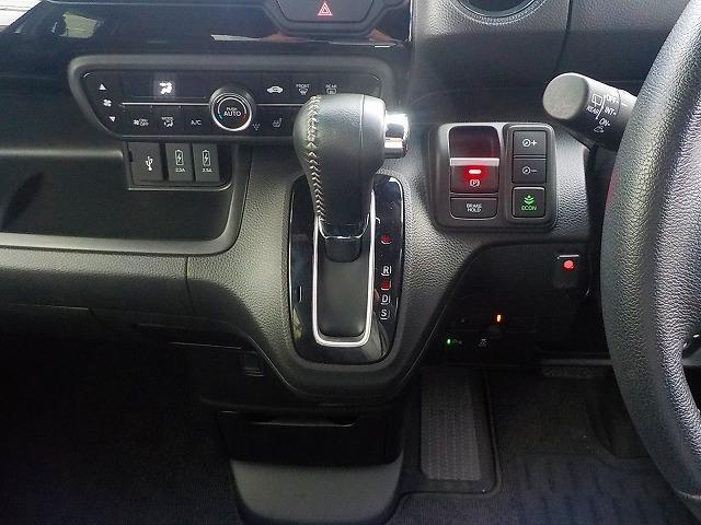 Ｎ－ＢＯＸカスタム Ｌターボ☆純正ナビ☆半革シート☆修復歴無し☆禁煙車☆　純正ナビ・ＤＶＤ再生・ＣＤ録音・Ｉｐｏｄ接続・ＵＳＢ＆ＢＴｏｏｔｈ・ＥＴＣ・ナビ連動前後ドラレコ・ハーフレザー＆ヒーター・コーナーソナー・パドルシフト・レーダークルーズ操舵支援・ＬＥＤオートハイビーム（29枚目）