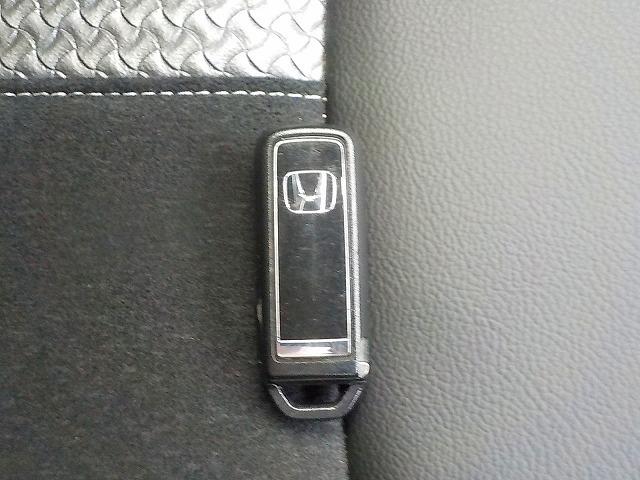 Ｎ－ＢＯＸカスタム Ｌターボ☆純正ナビ☆半革シート☆修復歴無し☆禁煙車☆　純正ナビ・ＤＶＤ再生・ＣＤ録音・Ｉｐｏｄ接続・ＵＳＢ＆ＢＴｏｏｔｈ・ＥＴＣ・ナビ連動前後ドラレコ・ハーフレザー＆ヒーター・コーナーソナー・パドルシフト・レーダークルーズ操舵支援・ＬＥＤオートハイビーム（56枚目）