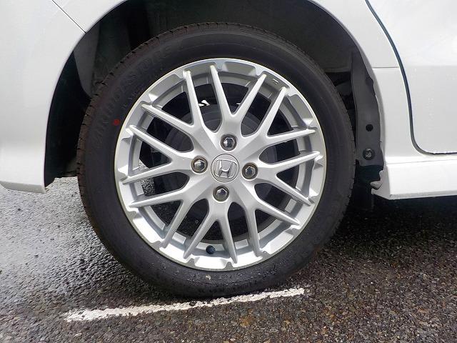 Ｎ－ＢＯＸカスタム Ｌターボ☆純正ナビ☆半革シート☆修復歴無し☆禁煙車☆　純正ナビ・ＤＶＤ再生・ＣＤ録音・Ｉｐｏｄ接続・ＵＳＢ＆ＢＴｏｏｔｈ・ＥＴＣ・ナビ連動前後ドラレコ・ハーフレザー＆ヒーター・コーナーソナー・パドルシフト・レーダークルーズ操舵支援・ＬＥＤオートハイビーム（77枚目）