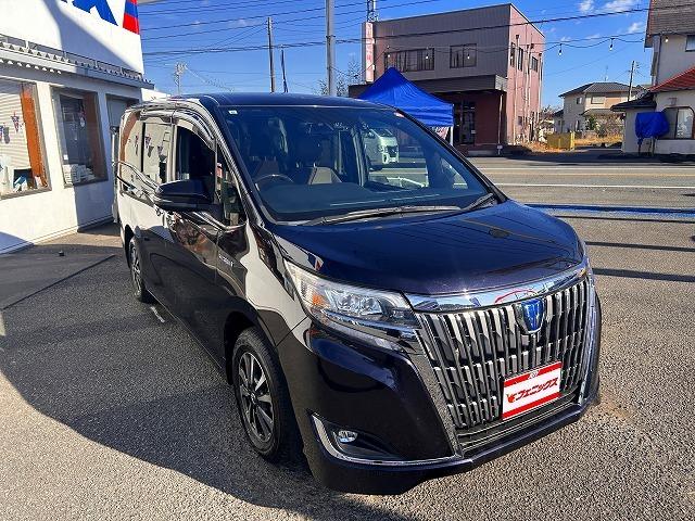 エスクァイア ＨＶ－Ｇｉプレミアム☆後期型☆９型ナビ☆半革シート☆試乗ＯＫ　☆後期型☆９型ナビ☆Ｂｌｕｅｔｏｏｔｈ☆バックカメラ☆ＥＴＣ☆ハーフレザー＆ヒーター☆ステアヒーター☆クルーズコントロール☆ＬＥＤオートハイビーム☆ＬＥＤフォグ☆ワンタッチ両側電動ドア☆試乗出来ます☆（5枚目）