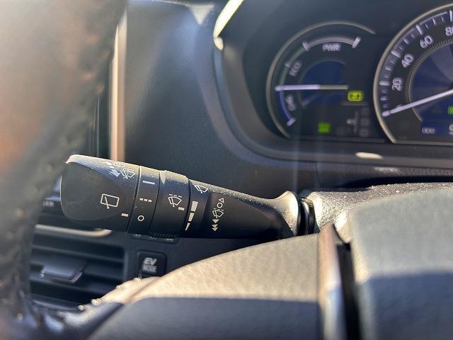 エスクァイア ＨＶ－Ｇｉプレミアム☆後期型☆９型ナビ☆半革シート☆試乗ＯＫ　☆後期型☆９型ナビ☆Ｂｌｕｅｔｏｏｔｈ☆バックカメラ☆ＥＴＣ☆ハーフレザー＆ヒーター☆ステアヒーター☆クルーズコントロール☆ＬＥＤオートハイビーム☆ＬＥＤフォグ☆ワンタッチ両側電動ドア☆試乗出来ます☆（17枚目）