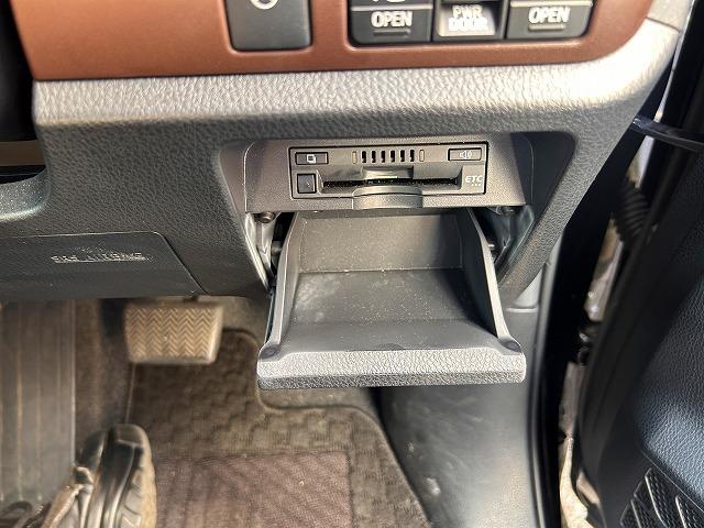 エスクァイア ＨＶ－Ｇｉプレミアム☆後期型☆９型ナビ☆半革シート☆試乗ＯＫ　☆後期型☆９型ナビ☆Ｂｌｕｅｔｏｏｔｈ☆バックカメラ☆ＥＴＣ☆ハーフレザー＆ヒーター☆ステアヒーター☆クルーズコントロール☆ＬＥＤオートハイビーム☆ＬＥＤフォグ☆ワンタッチ両側電動ドア☆試乗出来ます☆（23枚目）