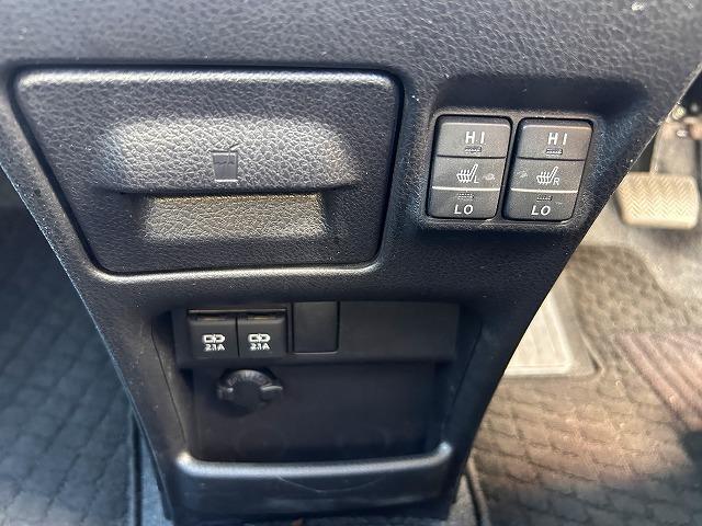 エスクァイア ＨＶ－Ｇｉプレミアム☆後期型☆９型ナビ☆半革シート☆試乗ＯＫ　☆後期型☆９型ナビ☆Ｂｌｕｅｔｏｏｔｈ☆バックカメラ☆ＥＴＣ☆ハーフレザー＆ヒーター☆ステアヒーター☆クルーズコントロール☆ＬＥＤオートハイビーム☆ＬＥＤフォグ☆ワンタッチ両側電動ドア☆試乗出来ます☆（35枚目）