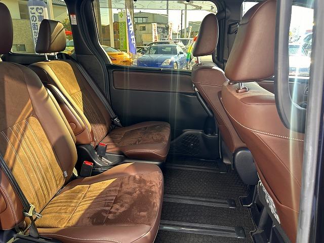 エスクァイア ＨＶ－Ｇｉプレミアム☆後期型☆９型ナビ☆半革シート☆試乗ＯＫ　☆後期型☆９型ナビ☆Ｂｌｕｅｔｏｏｔｈ☆バックカメラ☆ＥＴＣ☆ハーフレザー＆ヒーター☆ステアヒーター☆クルーズコントロール☆ＬＥＤオートハイビーム☆ＬＥＤフォグ☆ワンタッチ両側電動ドア☆試乗出来ます☆（42枚目）