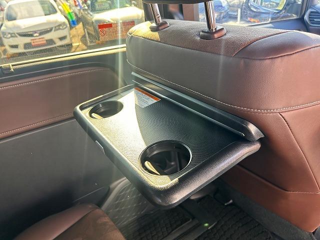 エスクァイア ＨＶ－Ｇｉプレミアム☆後期型☆９型ナビ☆半革シート☆試乗ＯＫ　☆後期型☆９型ナビ☆Ｂｌｕｅｔｏｏｔｈ☆バックカメラ☆ＥＴＣ☆ハーフレザー＆ヒーター☆ステアヒーター☆クルーズコントロール☆ＬＥＤオートハイビーム☆ＬＥＤフォグ☆ワンタッチ両側電動ドア☆試乗出来ます☆（44枚目）