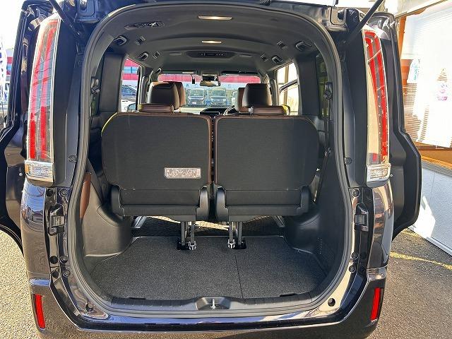 エスクァイア ＨＶ－Ｇｉプレミアム☆後期型☆９型ナビ☆半革シート☆試乗ＯＫ　☆後期型☆９型ナビ☆Ｂｌｕｅｔｏｏｔｈ☆バックカメラ☆ＥＴＣ☆ハーフレザー＆ヒーター☆ステアヒーター☆クルーズコントロール☆ＬＥＤオートハイビーム☆ＬＥＤフォグ☆ワンタッチ両側電動ドア☆試乗出来ます☆（46枚目）