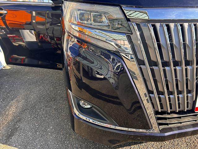 エスクァイア ＨＶ－Ｇｉプレミアム☆後期型☆９型ナビ☆半革シート☆試乗ＯＫ　☆後期型☆９型ナビ☆Ｂｌｕｅｔｏｏｔｈ☆バックカメラ☆ＥＴＣ☆ハーフレザー＆ヒーター☆ステアヒーター☆クルーズコントロール☆ＬＥＤオートハイビーム☆ＬＥＤフォグ☆ワンタッチ両側電動ドア☆試乗出来ます☆（60枚目）