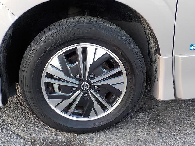 セレナ ｅパワーＨＳＶ☆後期型☆１０型ナビ☆後席Ｍ☆走行４．０万ｋｍ　☆後期型☆１０型ナビ☆ＤＶＤ＆ブルーレイ再生☆Ｂｌｕｅｔｏｏｔｈ☆フリップダウンモニター☆デジタルインナーミラー☆ナビ連動ドラレコ＆ＥＴＣ☆全方位カメラ☆プロパイロット操舵支援☆走行４．０万☆試乗ＯＫ（19枚目）