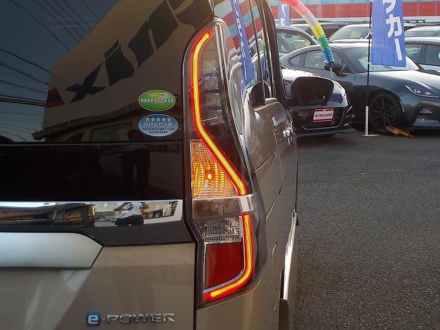 セレナ ｅパワーＨＳＶ☆後期型☆１０型ナビ☆後席Ｍ☆走行４．０万ｋｍ　☆後期型☆１０型ナビ☆ＤＶＤ＆ブルーレイ再生☆Ｂｌｕｅｔｏｏｔｈ☆フリップダウンモニター☆デジタルインナーミラー☆ナビ連動ドラレコ＆ＥＴＣ☆全方位カメラ☆プロパイロット操舵支援☆走行４．０万☆試乗ＯＫ（25枚目）