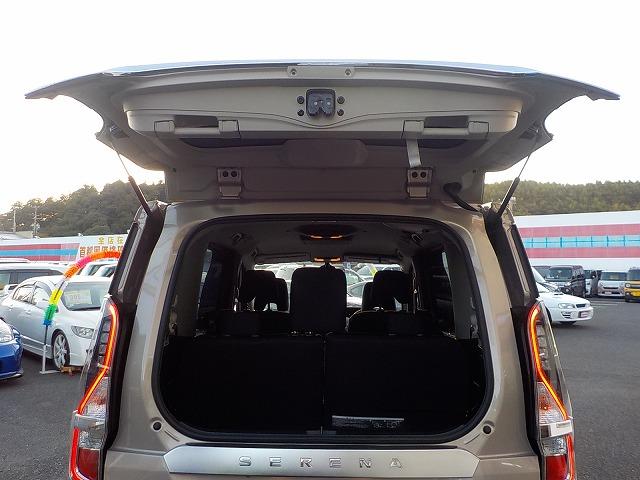 セレナ ｅパワーＨＳＶ☆後期型☆１０型ナビ☆後席Ｍ☆走行４．０万ｋｍ　☆後期型☆１０型ナビ☆ＤＶＤ＆ブルーレイ再生☆Ｂｌｕｅｔｏｏｔｈ☆フリップダウンモニター☆デジタルインナーミラー☆ナビ連動ドラレコ＆ＥＴＣ☆全方位カメラ☆プロパイロット操舵支援☆走行４．０万☆試乗ＯＫ（36枚目）