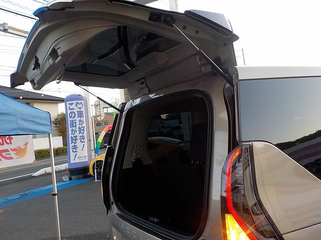 セレナ ｅパワーＨＳＶ☆後期型☆１０型ナビ☆後席Ｍ☆走行４．０万ｋｍ　☆後期型☆１０型ナビ☆ＤＶＤ＆ブルーレイ再生☆Ｂｌｕｅｔｏｏｔｈ☆フリップダウンモニター☆デジタルインナーミラー☆ナビ連動ドラレコ＆ＥＴＣ☆全方位カメラ☆プロパイロット操舵支援☆走行４．０万☆試乗ＯＫ（38枚目）