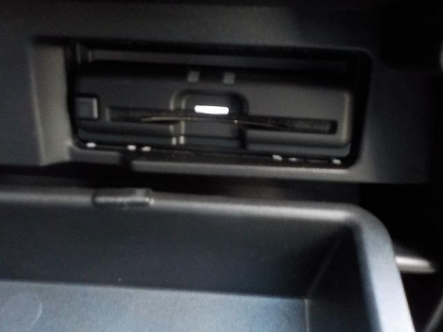 セレナ ｅパワーＨＳＶ☆後期型☆１０型ナビ☆後席Ｍ☆走行４．０万ｋｍ　☆後期型☆１０型ナビ☆ＤＶＤ＆ブルーレイ再生☆Ｂｌｕｅｔｏｏｔｈ☆フリップダウンモニター☆デジタルインナーミラー☆ナビ連動ドラレコ＆ＥＴＣ☆全方位カメラ☆プロパイロット操舵支援☆走行４．０万☆試乗ＯＫ（66枚目）