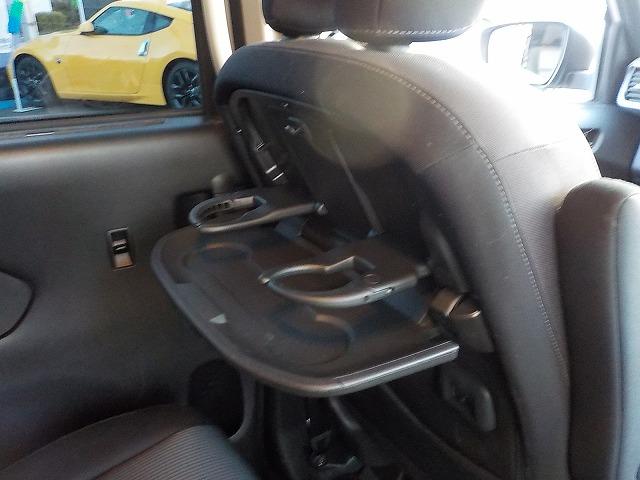 セレナ ｅパワーＨＳＶ☆後期型☆１０型ナビ☆後席Ｍ☆走行４．０万ｋｍ　☆後期型☆１０型ナビ☆ＤＶＤ＆ブルーレイ再生☆Ｂｌｕｅｔｏｏｔｈ☆フリップダウンモニター☆デジタルインナーミラー☆ナビ連動ドラレコ＆ＥＴＣ☆全方位カメラ☆プロパイロット操舵支援☆走行４．０万☆試乗ＯＫ（72枚目）