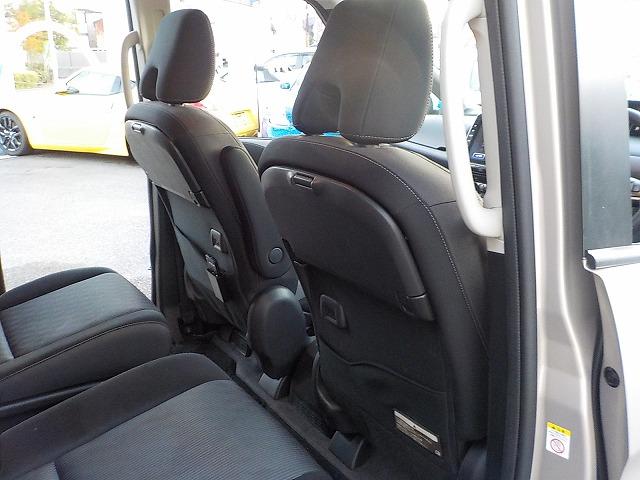 セレナ ｅパワーＨＳＶ☆後期型☆１０型ナビ☆後席Ｍ☆走行４．０万ｋｍ　☆後期型☆１０型ナビ☆ＤＶＤ＆ブルーレイ再生☆Ｂｌｕｅｔｏｏｔｈ☆フリップダウンモニター☆デジタルインナーミラー☆ナビ連動ドラレコ＆ＥＴＣ☆全方位カメラ☆プロパイロット操舵支援☆走行４．０万☆試乗ＯＫ（77枚目）