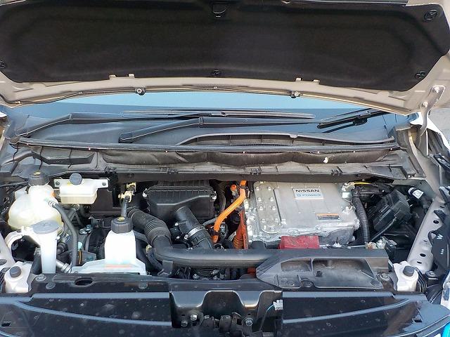 セレナ ｅパワーＨＳＶ☆後期型☆１０型ナビ☆後席Ｍ☆走行４．０万ｋｍ　☆後期型☆１０型ナビ☆ＤＶＤ＆ブルーレイ再生☆Ｂｌｕｅｔｏｏｔｈ☆フリップダウンモニター☆デジタルインナーミラー☆ナビ連動ドラレコ＆ＥＴＣ☆全方位カメラ☆プロパイロット操舵支援☆走行４．０万☆試乗ＯＫ（79枚目）