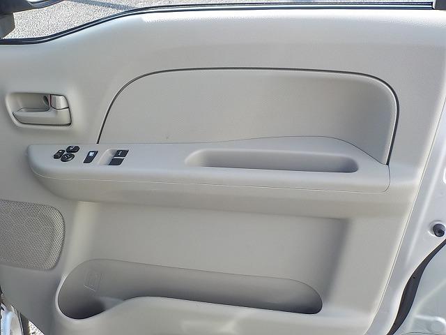 NV100クリッパーバン DXGLセーフティpkg☆ハイルーフ☆ナビBカメラ☆試乗OK ☆ナビ☆ETC☆バックカメラ☆軽減ブレーキ☆車線逸脱警報☆パーキングソナー☆ハイビームアシスト☆オーバーヘッドシェルフ☆両側スライドドア☆ライトレベライザー☆ハイルーフ☆走行4.3万km☆試乗できます(65枚目)