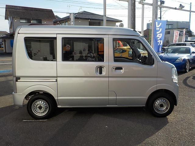 NV100クリッパーバン DX☆ハイルーフ☆ドラレコ☆両側スライドドア☆試乗出来ます☆ 5AGS☆2ND発進☆ドライブレコーダー☆ハイルーフ☆オーバーヘッドシェルフ☆両側スライドドア☆キーレスキー☆ヘッドライトレベライザー☆専用オーディオ☆専用マット☆走行4.4万k☆試乗できます☆禁煙車(11枚目)