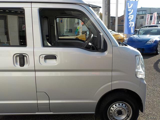 NV100クリッパーバン DX☆ハイルーフ☆ドラレコ☆両側スライドドア☆試乗出来ます☆ 5AGS☆2ND発進☆ドライブレコーダー☆ハイルーフ☆オーバーヘッドシェルフ☆両側スライドドア☆キーレスキー☆ヘッドライトレベライザー☆専用オーディオ☆専用マット☆走行4.4万k☆試乗できます☆禁煙車(12枚目)