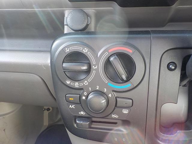 NV100クリッパーバン DX☆ハイルーフ☆ドラレコ☆両側スライドドア☆試乗出来ます☆ 5AGS☆2ND発進☆ドライブレコーダー☆ハイルーフ☆オーバーヘッドシェルフ☆両側スライドドア☆キーレスキー☆ヘッドライトレベライザー☆専用オーディオ☆専用マット☆走行4.4万k☆試乗できます☆禁煙車(53枚目)