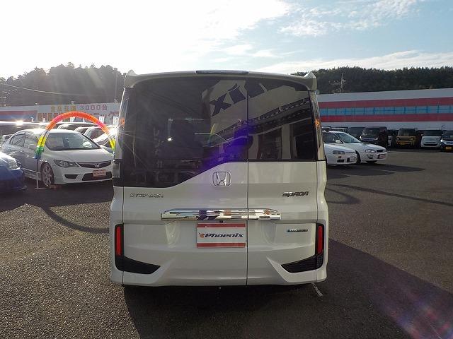 ステップワゴンスパーダ スパーダハイブリッドＧ・ＥＸホンダセンシングブラスタ☆　純正９型ナビ☆全方位カメラ☆後席モニター☆Ｂｌｕｅｔｏｏｔｈ☆ＤＶＤ再生☆ナビ連動ＥＴＣ☆衝突軽減ブレーキ☆追従クルーズコントロール☆両側電動スライドドア☆ＬＥＤオートハイビーム☆試乗できます☆（8枚目）