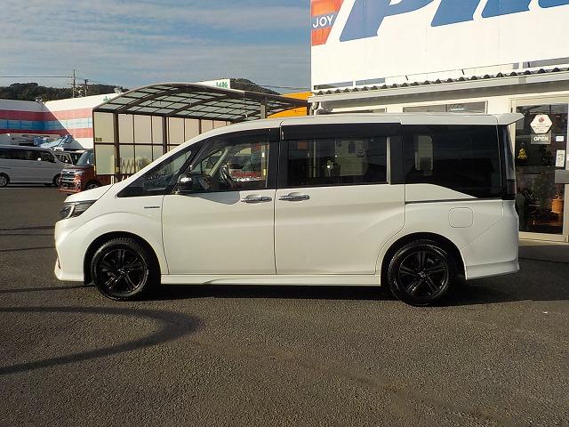 ステップワゴンスパーダ スパーダハイブリッドＧ・ＥＸホンダセンシングブラスタ☆　純正９型ナビ☆全方位カメラ☆後席モニター☆Ｂｌｕｅｔｏｏｔｈ☆ＤＶＤ再生☆ナビ連動ＥＴＣ☆衝突軽減ブレーキ☆追従クルーズコントロール☆両側電動スライドドア☆ＬＥＤオートハイビーム☆試乗できます☆（10枚目）