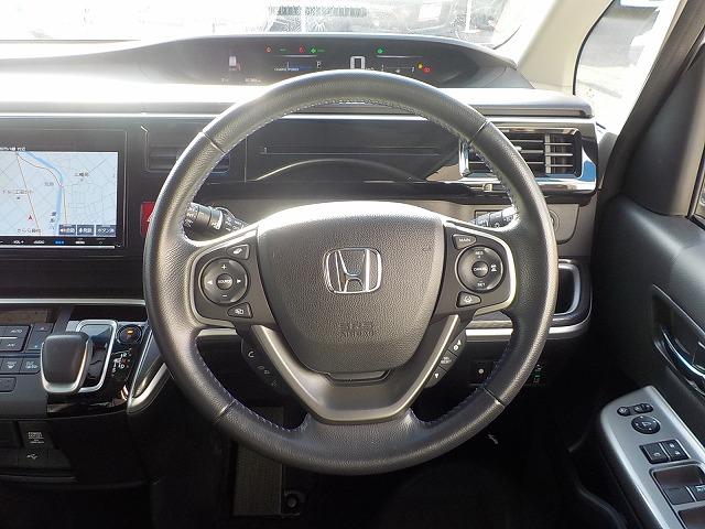 ステップワゴンスパーダ スパーダハイブリッドＧ・ＥＸホンダセンシングブラスタ☆　純正９型ナビ☆全方位カメラ☆後席モニター☆Ｂｌｕｅｔｏｏｔｈ☆ＤＶＤ再生☆ナビ連動ＥＴＣ☆衝突軽減ブレーキ☆追従クルーズコントロール☆両側電動スライドドア☆ＬＥＤオートハイビーム☆試乗できます☆（11枚目）