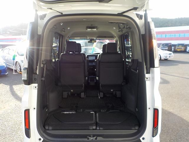 ステップワゴンスパーダ スパーダハイブリッドＧ・ＥＸホンダセンシングブラスタ☆　純正９型ナビ☆全方位カメラ☆後席モニター☆Ｂｌｕｅｔｏｏｔｈ☆ＤＶＤ再生☆ナビ連動ＥＴＣ☆衝突軽減ブレーキ☆追従クルーズコントロール☆両側電動スライドドア☆ＬＥＤオートハイビーム☆試乗できます☆（44枚目）