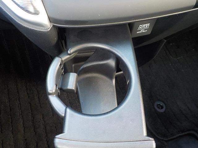 ステップワゴンスパーダ スパーダハイブリッドＧ・ＥＸホンダセンシングブラスタ☆　純正９型ナビ☆全方位カメラ☆後席モニター☆Ｂｌｕｅｔｏｏｔｈ☆ＤＶＤ再生☆ナビ連動ＥＴＣ☆衝突軽減ブレーキ☆追従クルーズコントロール☆両側電動スライドドア☆ＬＥＤオートハイビーム☆試乗できます☆（60枚目）