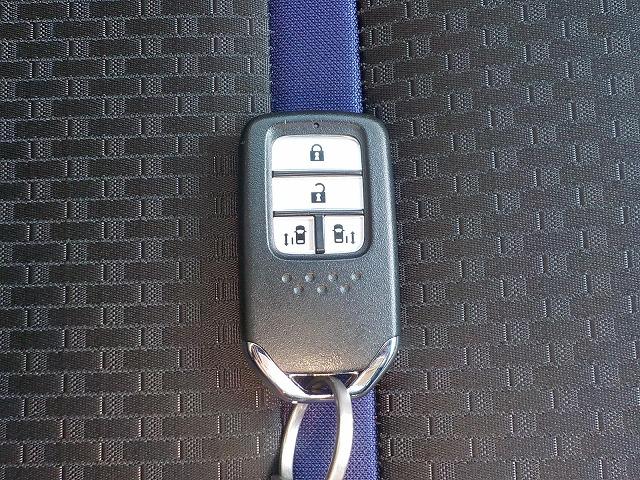 ステップワゴンスパーダ スパーダハイブリッドＧ・ＥＸホンダセンシングブラスタ☆　純正９型ナビ☆全方位カメラ☆後席モニター☆Ｂｌｕｅｔｏｏｔｈ☆ＤＶＤ再生☆ナビ連動ＥＴＣ☆衝突軽減ブレーキ☆追従クルーズコントロール☆両側電動スライドドア☆ＬＥＤオートハイビーム☆試乗できます☆（67枚目）