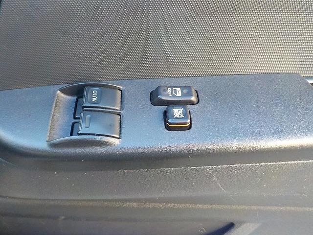 ハイエースバン ロングDX☆GLpkg☆ディーゼル☆同色バンパー☆試乗OK ☆ディーゼル☆タイミングベルト交換済み☆同色バンパー☆開閉スライドガラスナビ☆DVD再生☆Bluetooth☆バックカメラ☆ナビ連動ETC☆ドラレコ☆電格ミラー☆ベンチシート☆キーレス☆試乗出来ます☆(65枚目)