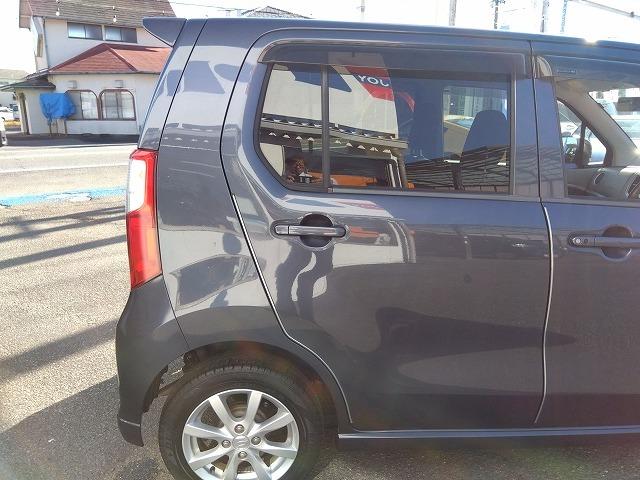 ワゴンR FXltd☆後期型☆ナビ☆禁煙車☆走行2.2万km☆試乗OK ☆後期型☆エネチャージ&エコクールナビ☆USB&Bluetooth☆スマートキー&プッシュスタート☆エアロスタイル&アルミホイール☆オートエアコン☆車検令和9年11月迄☆走行2.2万km☆試乗出来ます(13枚目)