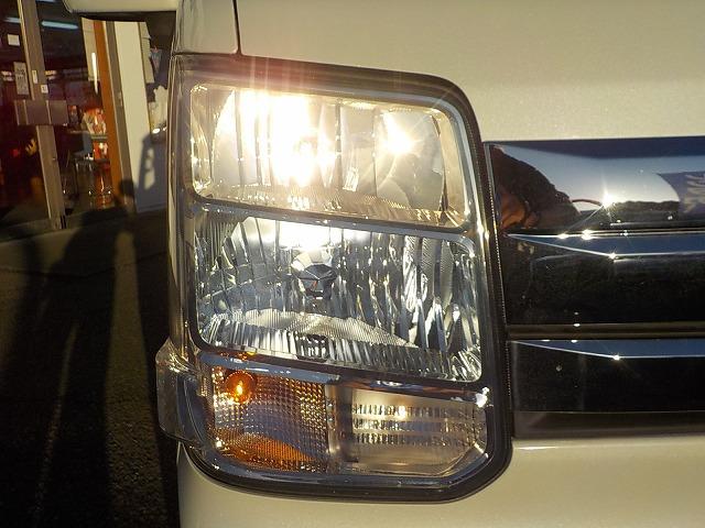 エブリイワゴン PZターボスペシャル☆標準ルーフ☆8型ナビ☆衝突軽減☆禁煙☆ 8インチナビ・DVD再生・BTooth・車内Wifi対応・Bカメラ・ETC・レーダーブレーキサポート・オートリトラウィンカーミラー・HIDオートライト・両パワスラ・オートステップ・スマートキー(14枚目)