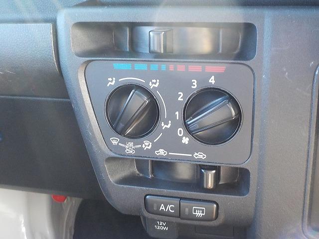 ハイゼットカーゴ DX☆軽減ブレーキ☆オートハイビーム☆ナビ☆ドラレコ☆ETC 専用ナビ☆AUX入力☆Bluetooth☆ETC☆ドラレコ☆スマートアシスト☆車線逸脱警報☆クリアランスソナー☆オートライト&オートハイビーム☆オーバーヘッドコンソール☆走行5.4万km☆試乗出来ます(53枚目)